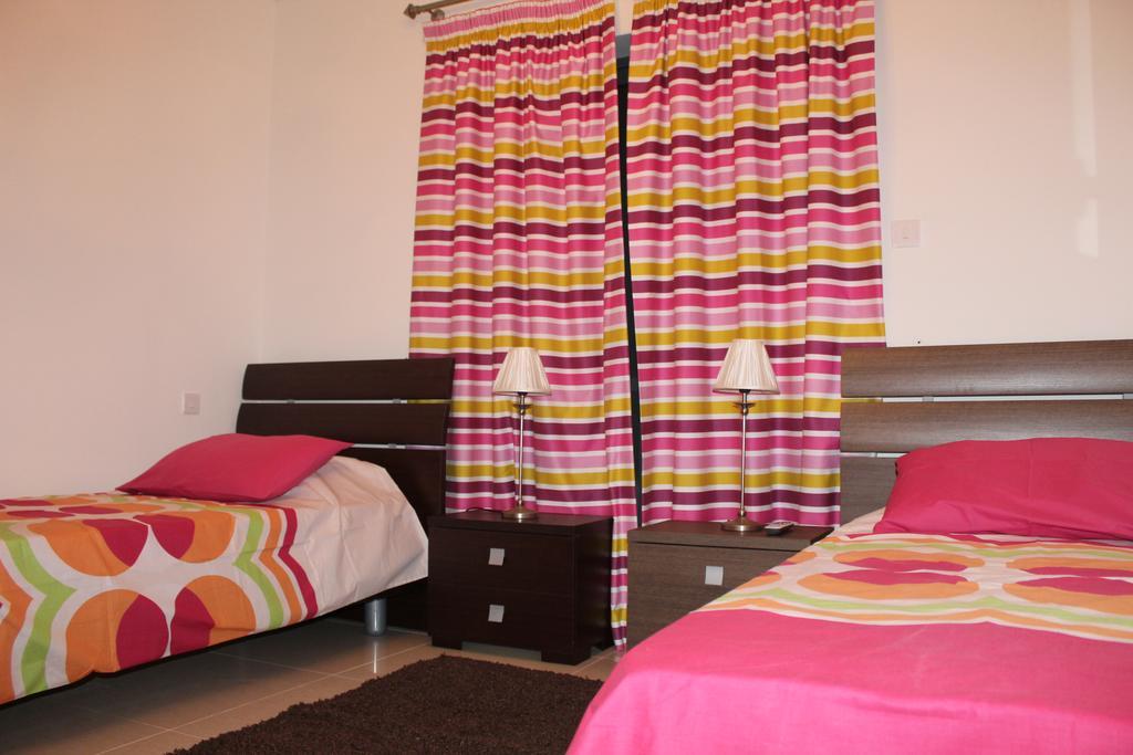 Aurora Appartement Mellieħa Buitenkant foto