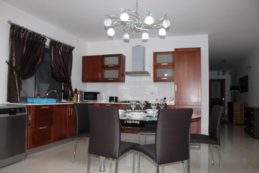 Aurora Appartement Mellieħa Buitenkant foto