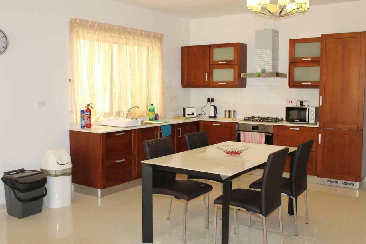 Aurora Appartement Mellieħa Buitenkant foto